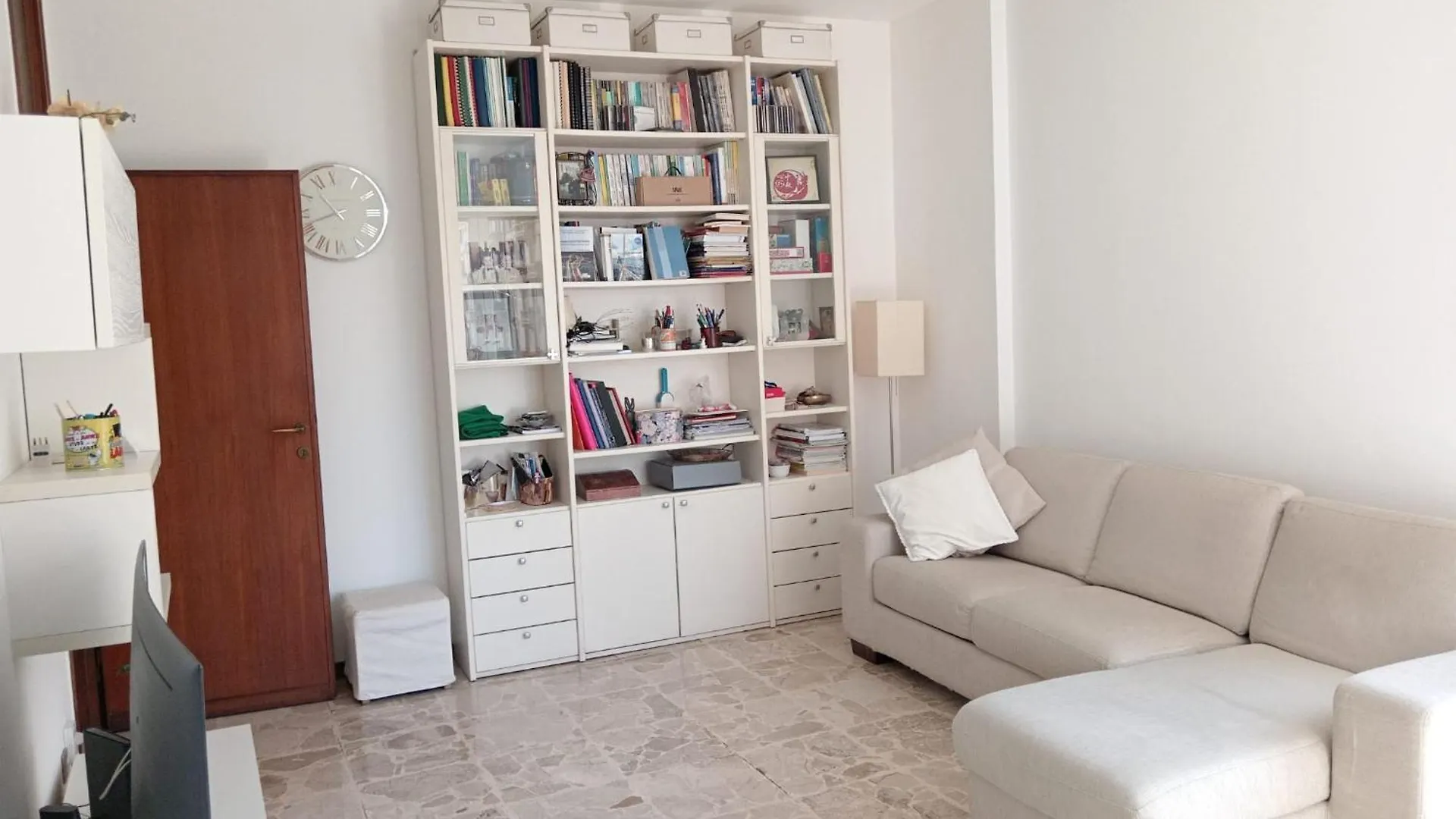 Apartment Studio with sofa bed Milan